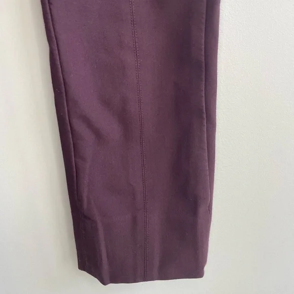 Vince Fitted Cropped Maroon Plum Pintuck Dress Pants Elastic Waist Side Zipper - Picture 3 of 9